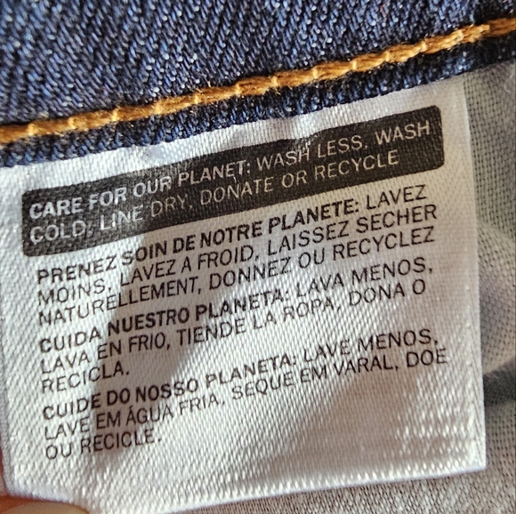 Levi's Stretch Capri Jeans Women's Size 12 Cuffed Leg 31" Waist X 18" Inseam Len - Picture 15 of 15